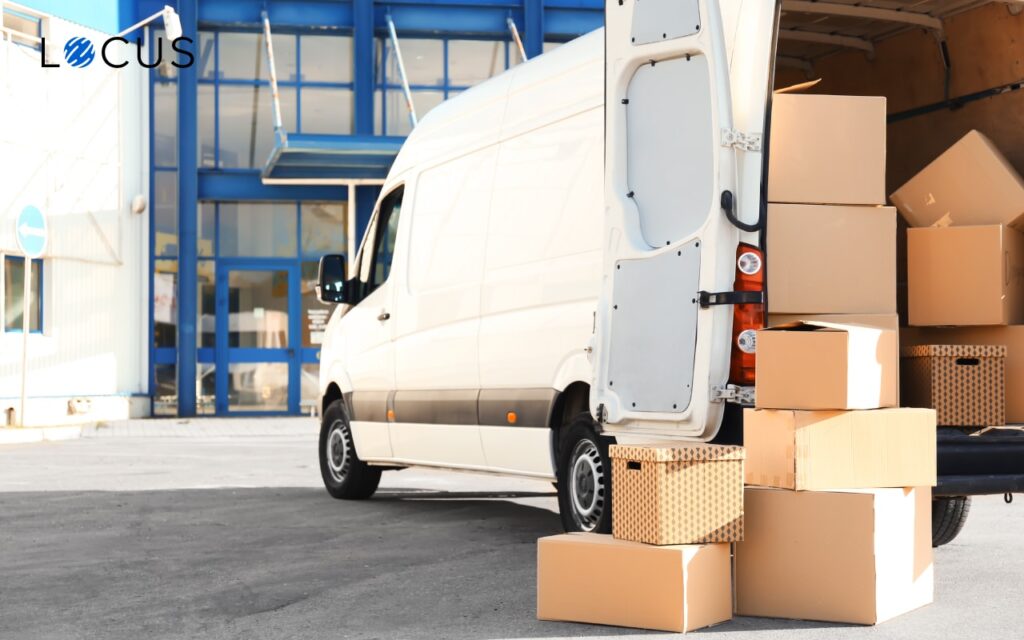 In-house fleet management software helps fleet trucks with routing for deliveries.